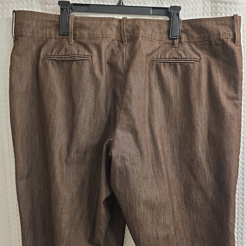 Lee Natural Fit Just Below The Waist Brown Womens 24 Dress Pants - Picture 4 of 5